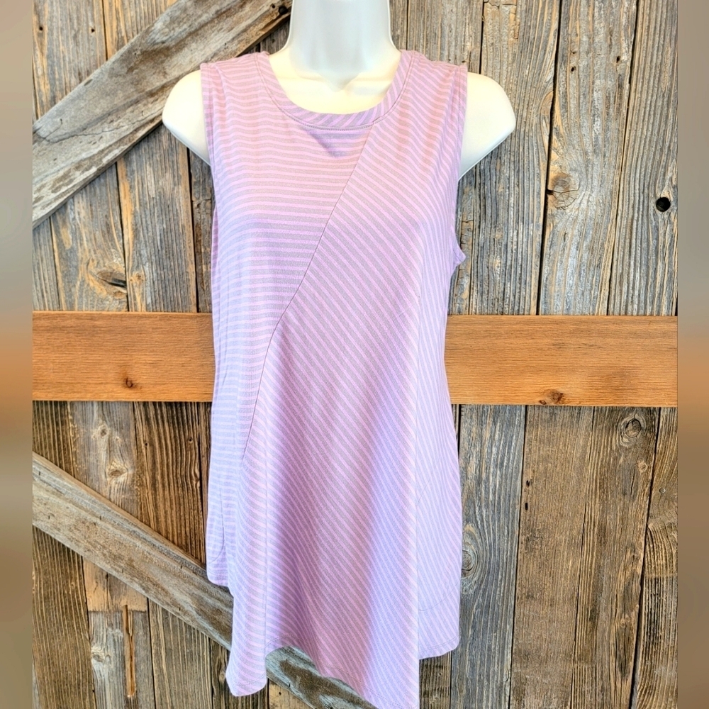 LOGO by Lori Goldstein Tank Tunic with Pockets purple stripes Size M medium.